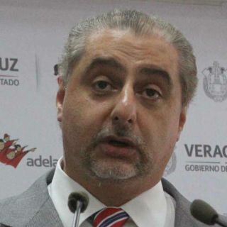 Ex secretario de salud de Veracruz denuncia más irregularidades