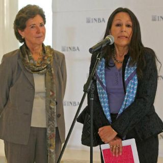 Lidia Camacho toma posesión como titular del INBA