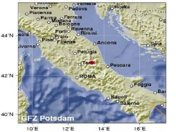 El epicentro fue detectado entre las localidades de Montereale, Capitignano y Campotosto, en la provincia de L'Aquila. ESPECIAL / USGS