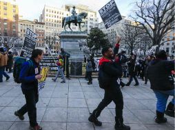 Cientos de miles de personas se preparan para participar en múltiples protestas  para denunciar el problema que representa Trump. EFE / T. Maury