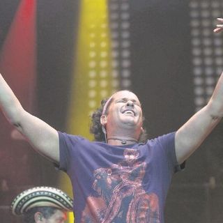 Carlos Vives está 'Al filo de tu amor'