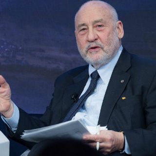 Joseph Stiglitz dice que fracasará política macroeconómica de Trump