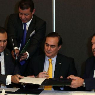 Presenta IP plan para reactivar economía