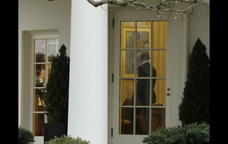 Obama recibirá en breve a Trump en la Casa Blanca y ambos compartirán un té junto con sus esposas. AP / E. Vucci