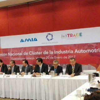 Instalan Clúster Automotriz en Jalisco