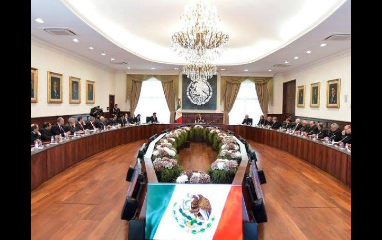 Los miembros de la CEM se reunieron este viernes con Peña Nieto en la residencia oficial Los Pinos. TWITTER / @PresidenciaMX