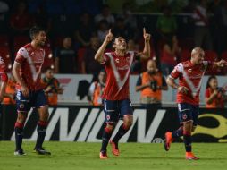 En una jugada de tiro de esquina Leobardo López, el capitán de los Veracruzanos, anotó el gol. MEXSPORT / L. Monroy