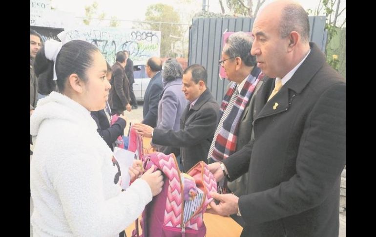 Michoacán. Autoridades educativas comenzaron el operativo en los niveles de educación básica. NTX /