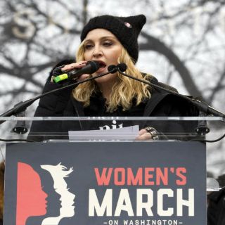 Madonna aparece en la Marcha de las Mujeres contra Trump