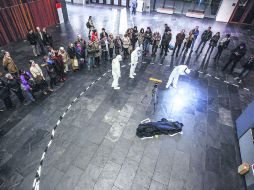 La capital de Pamplona, en España, se pintó mucho más oscura por la celebración de la tercera edición de la 'Semana Pamplona Negra'. ESPECIAL / S. Pando