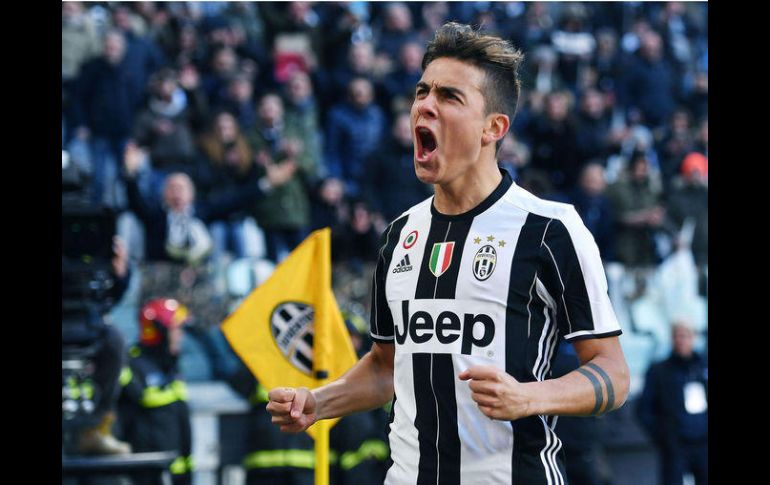 'La Joya' Dybala celebra después de anotar el primer tanto para la Juventus. AP / A. Di Marco
