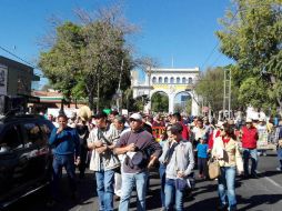 Manifestantes solicitan a las autoridades estatales que den reversa a los cobros de impuestos para no afectar más sus bolsillos. EL INFORMADOR / Y. Velázquez