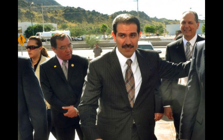 Al ex gobernador de Sonora se le han proporcionado miel, limones y agua; autoridades se mantienen al pendiente de su estado. NTX / ARCHIVO