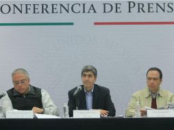 Ernesto Nemer, titular de la Profeco, presentó la relación de las sanciones derivadas de las revisiones después del gasolinazo. SUN / J. Espinosa