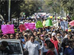 Desde la Minerva, el Parque Rojo, la calzada Independencia y Juárez, y la Olímpica partieron distintos contingentes. EL INFORMADOR / F. Atilano