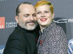 Ambos colaboraron en algunas ocasiones, una de las más recordadas fue el dueto que hicieron del tema 'Como un lobo'. EFE / ARCHIVO