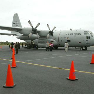 Cierran base aérea en Arizona para investigar presuntos disparos