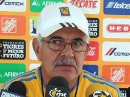 ‘Tuca’ criticó a la Federación Mexicana de Futbol por sus recursos en la formación de silbantes. TWITTER / @TigresOficial