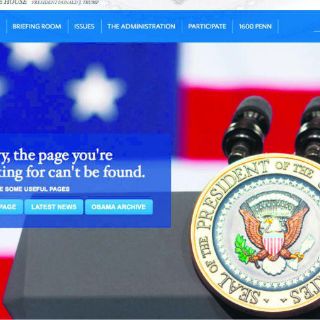 La RAE y el Cervantes critican la decisión de Trump