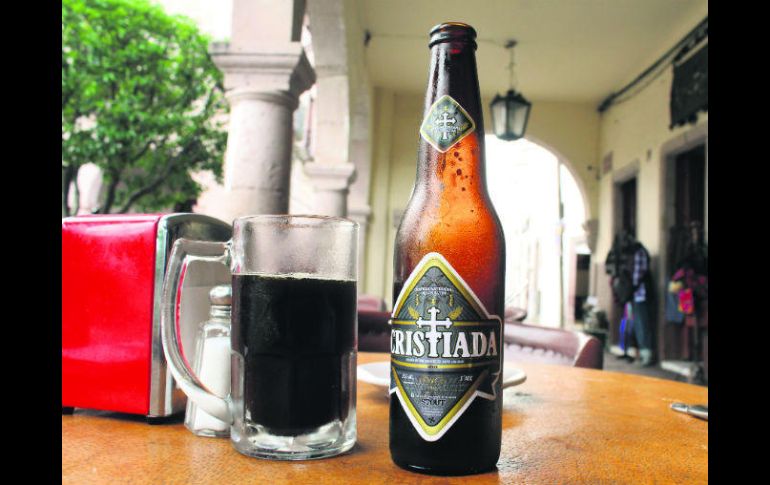 Cerveza cristiada. De producción artesanal, se vende en San Miguel el Alto, Jalisco. EL INFORMADOR / F. González