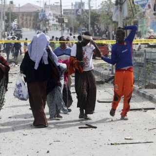 Terroristas de Al Shabab asaltan un hotel en Somalia