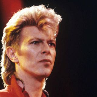 Emitirán sellos postales para honrar a David Bowie