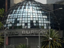 La Bolsa de Valores, revirtió las pérdidas reportadas en gran parte de la jornada y terminó en terreno positivo. NTX / ARCHIVO