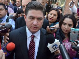 El ex mandatario llegó al Palacio de Justicia acompañado por sus abogados, Alonso Aguilar Zinser y el ex procurador del estado. SUN / E. Vásquez