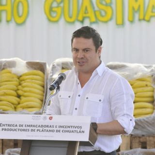 Entregan 12 MDP en apoyos a productores de plátano de Jalisco