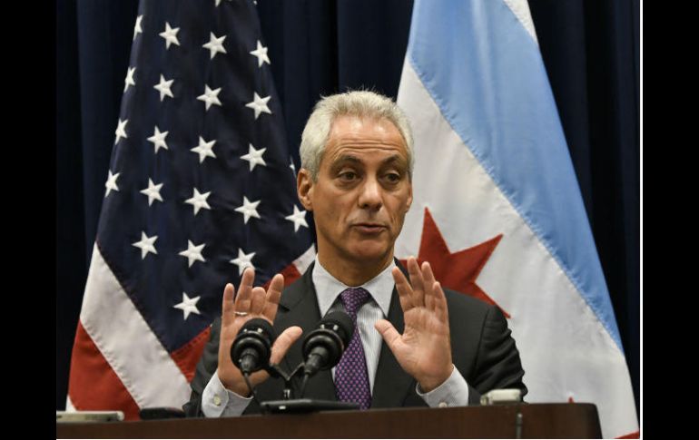 El mandatario de Chicago indicó que tal acción dañaría los esfuerzos para reestablecer la confianza en la policía. AP / M. Marton