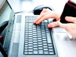 En México, siete de cada 10 internautas usaron la banca en línea en los últimos 12 meses. ESPECIAL /