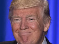 Donald Trump amagó al Presidente Peña para que pague el muro fronterizo o suspendiera su visita a Washington. AP / ARCHIVO