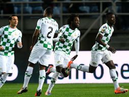 Los jugadores del Moreirense celebran la victoria. AFP / F. Leong