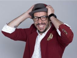 Con 'Me caigo de risa', el conductor promete dotar de alegría las noches de los domingos en Las Estrellas. ESPECIAL / Televisa