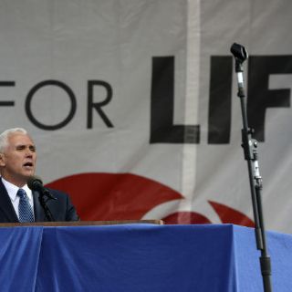 Movimiento antiabortista ‘está ganando de nuevo’ en EU: Pence