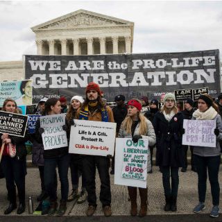 Opositores al aborto protagonizan marcha 'histórica' en EU