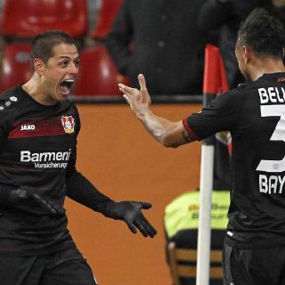 Termina la sequía: 'Chicharito' anota ante  el 'Gladbach'