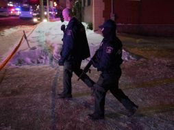 Policías redoblaron la vigilancia en torno a la mezquita afectada luego del hecho. AFP / A. Chiche