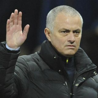 Mourinho habría rechazado 'gran oferta' del futbol chino