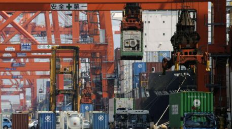 Las medidas proteccionistas dentro de la región del TLCAN podrían contribuir a menores flujos comerciales brutos, destacan. EFE / ARCHIVO