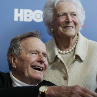 El ex presidente George H.W. Bush es dado de alta