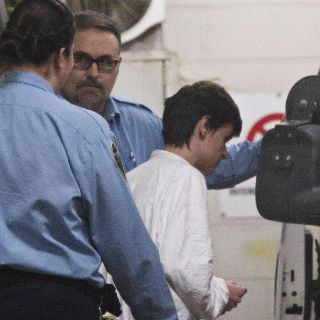 Imputan cargos de asesinato a detenido por ataque en Quebec