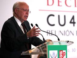 El secretario de Salud, José Narro, durante su participación en la cuarta plenaria de los diputados del PRI. SUN / L. Godinez