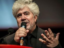 Cannes recordó que Almodóvar lleva '35 años tejiendo una complicidad con los espectadores de todo el mundo'. AP / P. Ksiazek