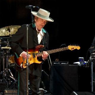 Bob Dylan planea lanzar nuevo álbum con covers de Sinatra