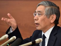 El funcionario del Banco Japonés, Haruhiko Kuroda, participó en una sesión de preguntas y respuestas en Tokio. EFE / K. Nogi