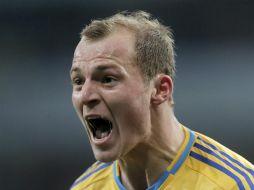 El futbolista, que apoya al ejército de su país, publicó una carta en la que insiste que no está relacionado con grupo militar alguno. AP / ARCHIVO