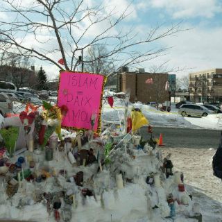 Reabren mezquita de Quebec tras masacre