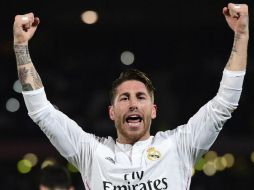 La prensa española identificó al hincha quien aseguró que el futbolista pidió dos veces la bandeja con carne. AFP / ARCHIVO