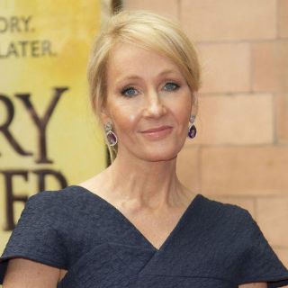 J.K. Rowling responde mensajes de 'trolls' en Twitter